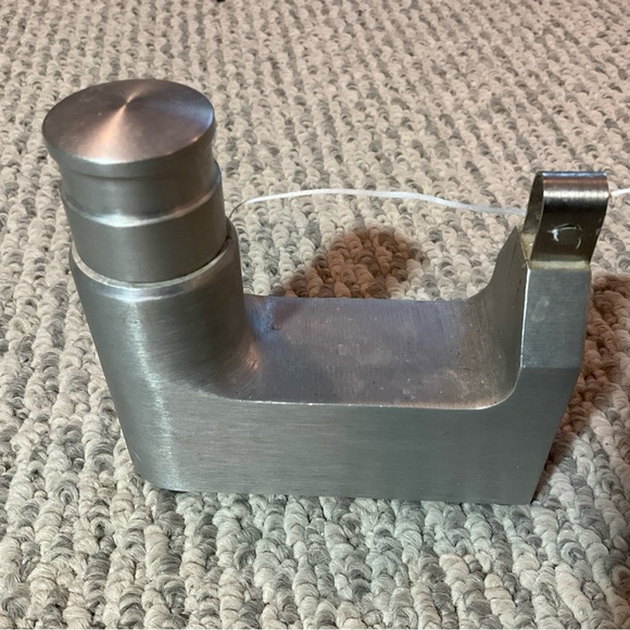 SafeDispense Single Floss Dispenser,heavy duty, very vintage Selling - Picture 5 of 9